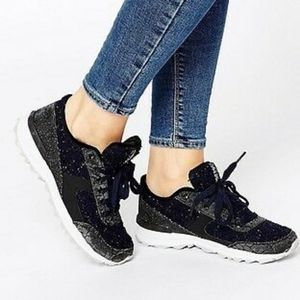 SAM EDELMAN sneakers... Size 9.5  #3709